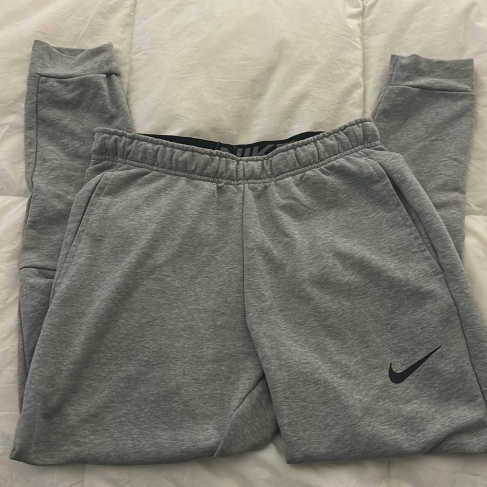 Nike, Grey Dri-Fit Jogger sweatpants size M